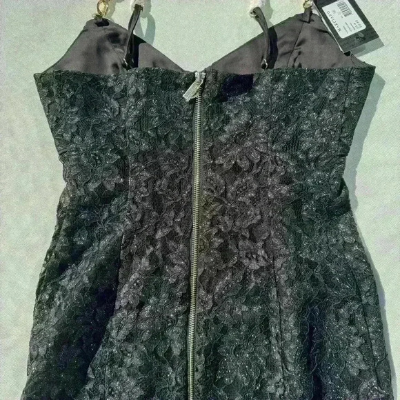 Guess Black Bodycon Mini Dress Sweetheart Neckline - Picture 9 of 9